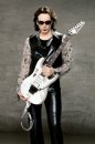 Steve Vai фотография #15 (источник - https://vk.com/id13277808)