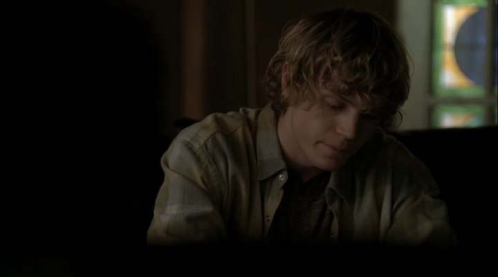 Tate Langdon фотография #40