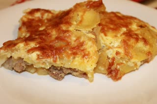 Мясо по-французски.Очень вкусно!